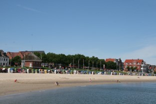 Strand an der Promenade von Wyk
